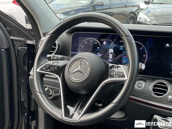 Mercedes E 220 44 interauto-car