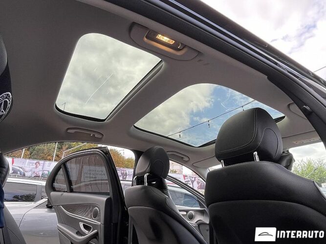Mercedes E 220 53 interauto-car