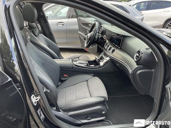 Mercedes E 220 54 interauto-car