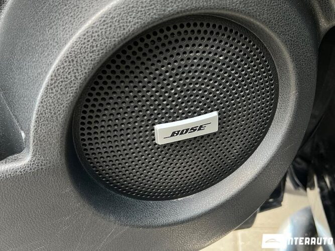 Nissan Qashqai 37 interauto-car