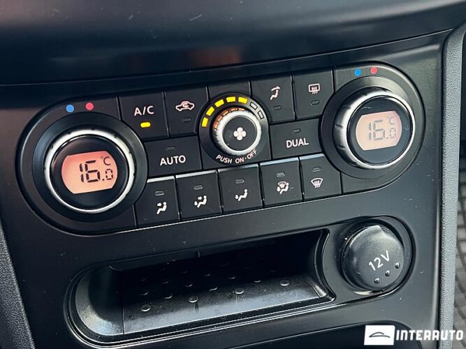 Nissan Qashqai 43 interauto-car