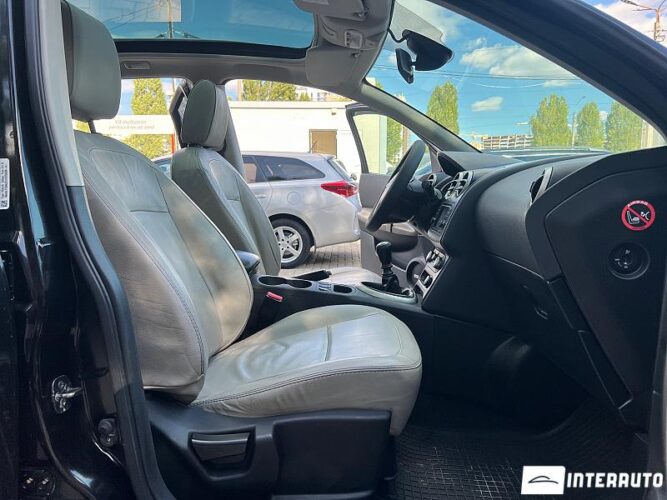 Nissan Qashqai 46 interauto-car
