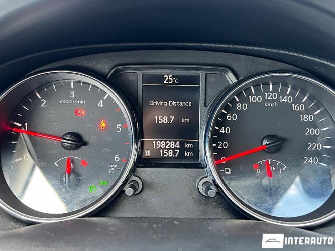 Nissan Qashqai 41 interauto-car