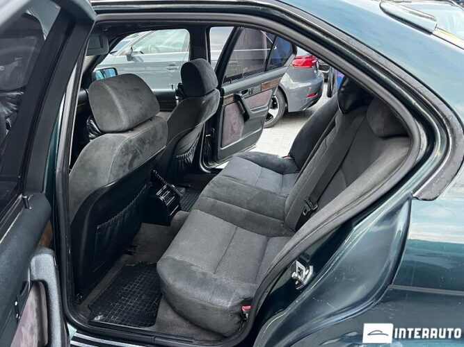 BMW 520 43 interauto-car