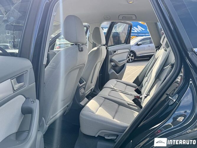 Audi Q5 42 interauto-car