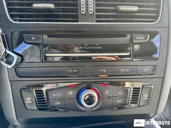 Audi Q5 40 interauto-car