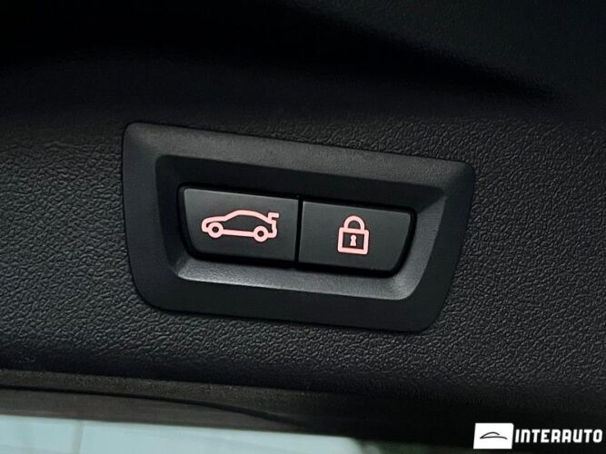 BMW X7 4.0i 59 interauto-car