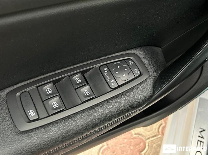 Renault Megane 34 interauto-car