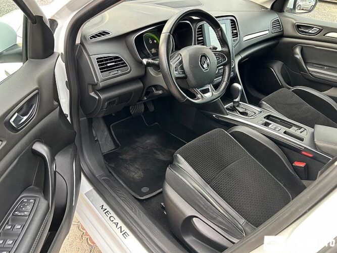 Renault Megane 33 interauto-car