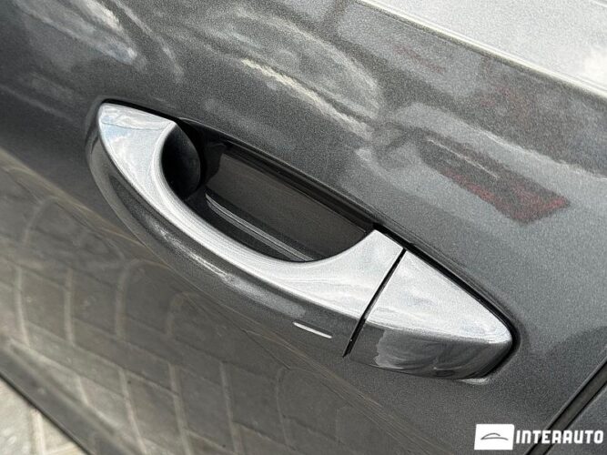 Volkswagen Golf R 49 interauto-car