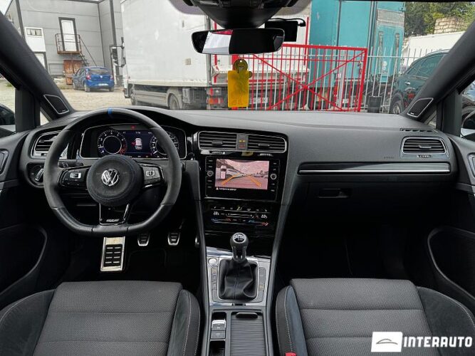 Volkswagen Golf R 39 interauto-car