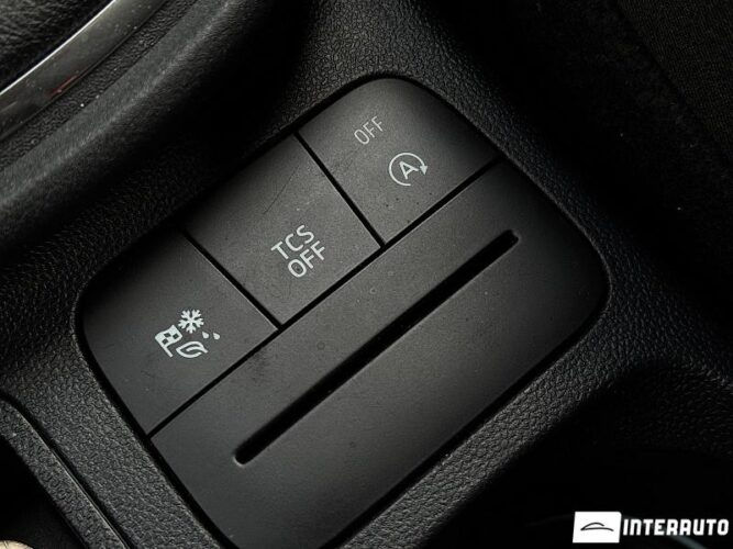 Ford Puma 44 interauto-car