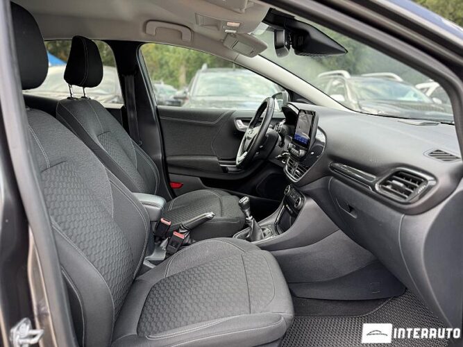 Ford Puma 49 interauto-car