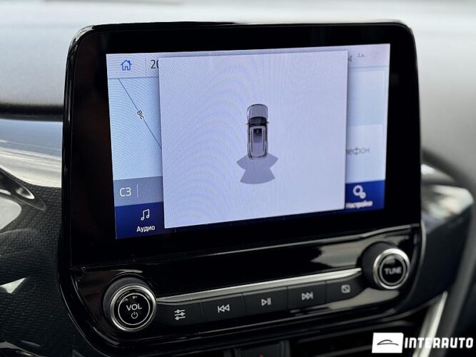 Ford Puma 42 interauto-car