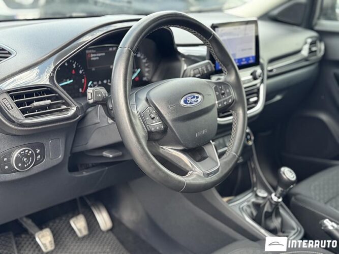 Ford Puma 38 interauto-car