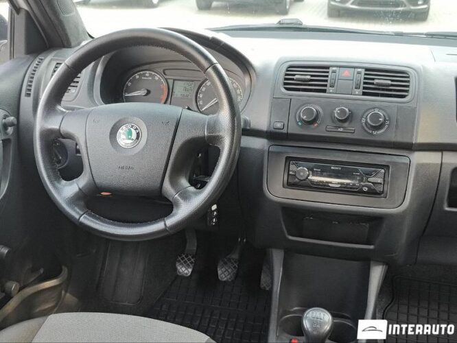 Skoda Fabia 33 interauto-car