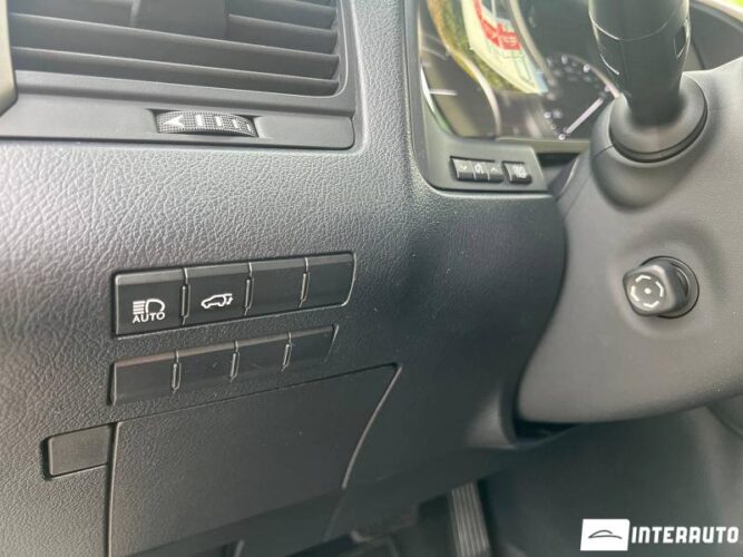 Lexus RX 450h 49 interauto-car