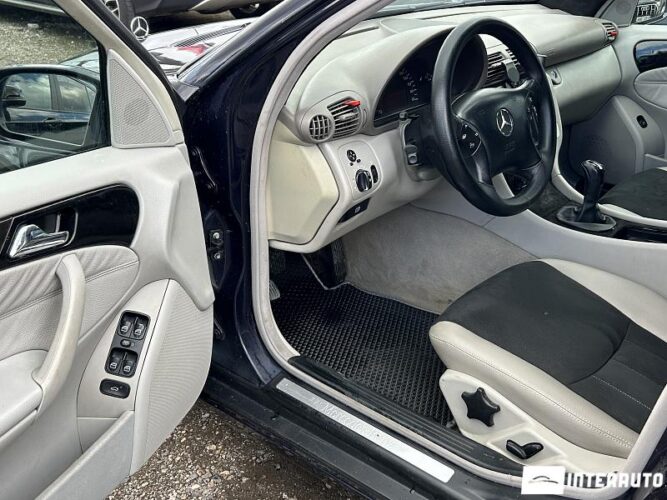 Mercedes C 180 34 interauto-car