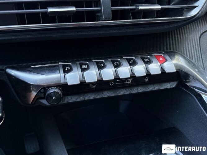 Peugeot 3008 37 interauto-car