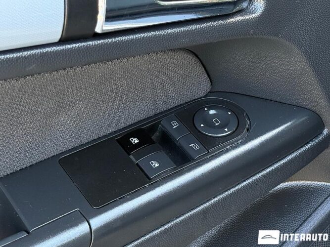 Opel Astra 31 interauto-car