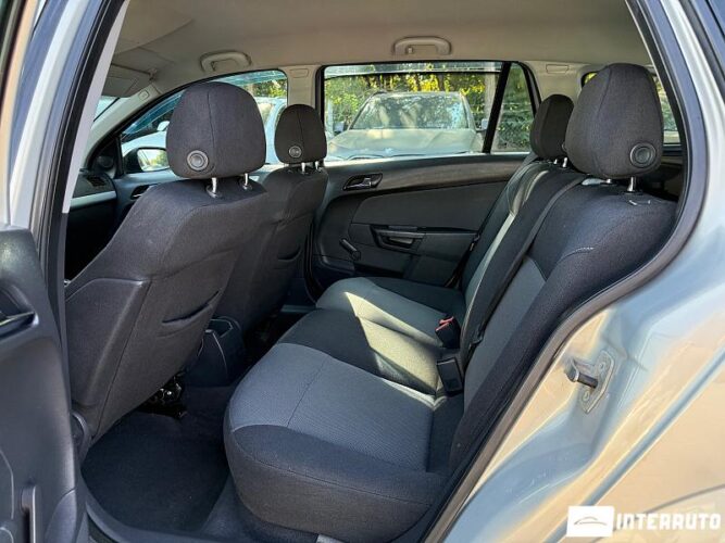 Opel Astra 41 interauto-car