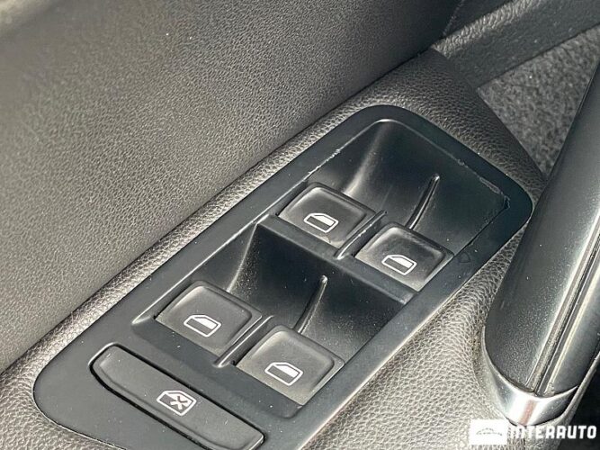 Volkswagen Golf 36 interauto-car