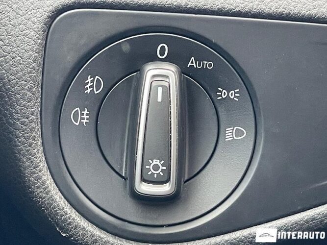 Volkswagen Golf 39 interauto-car