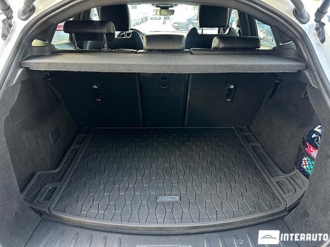 Jaguar E-Pace 50 interauto-car