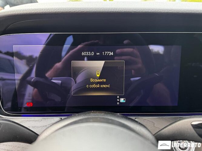 Mercedes E 350 41 interauto-car