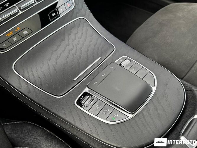 Mercedes E 350 45 interauto-car