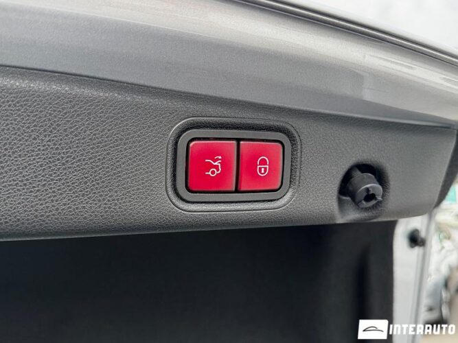 Mercedes E 350 48 interauto-car