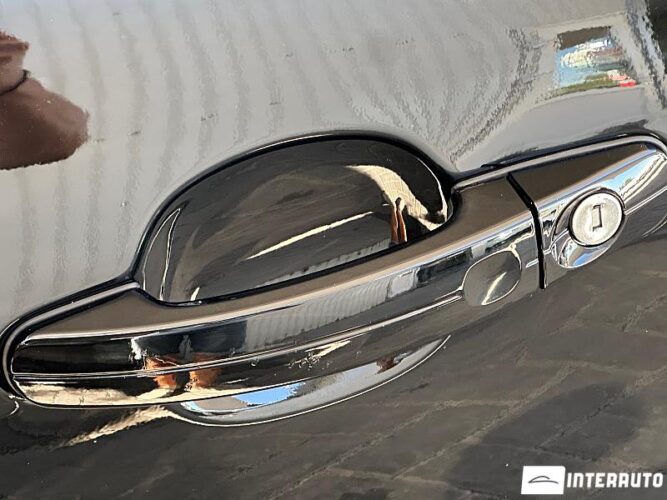 Ford Focus 48 interauto-car