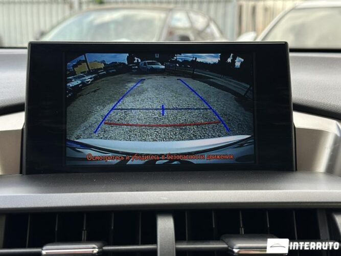 Lexus NX 200 39 interauto-car