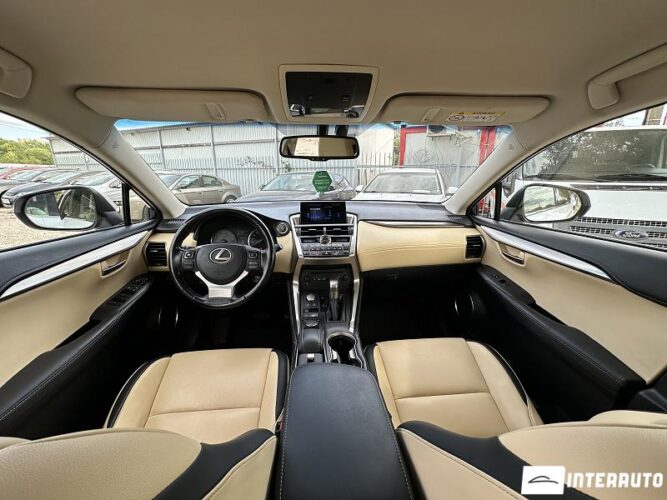 Lexus NX 200 35 interauto-car