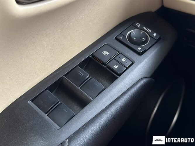 Lexus NX 200 34 interauto-car