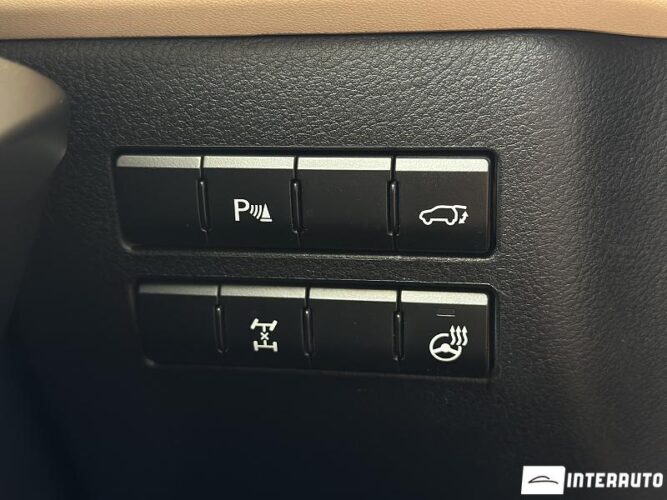 Lexus NX 200 36 interauto-car