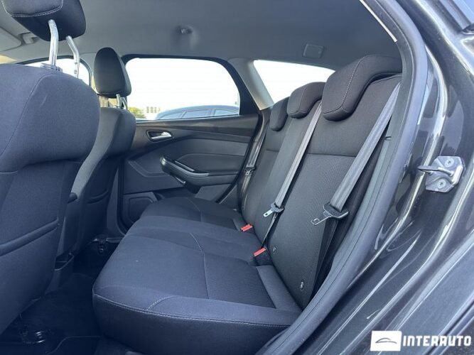 Ford Focus 45 interauto-car