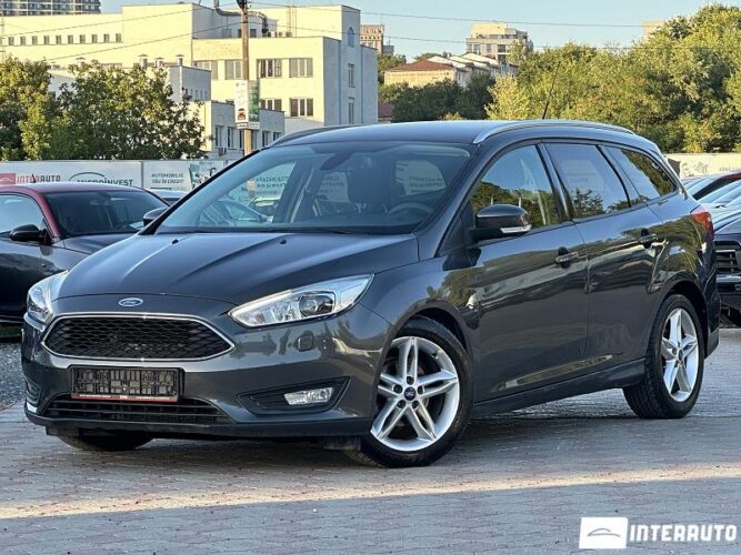 Ford Focus 30 interauto-car