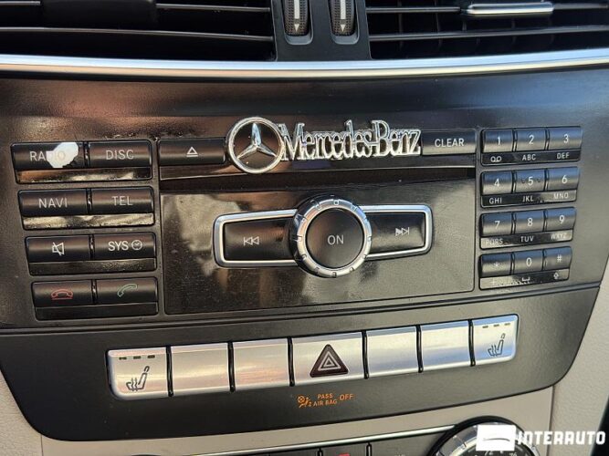 Mercedes C 250 41 interauto-car