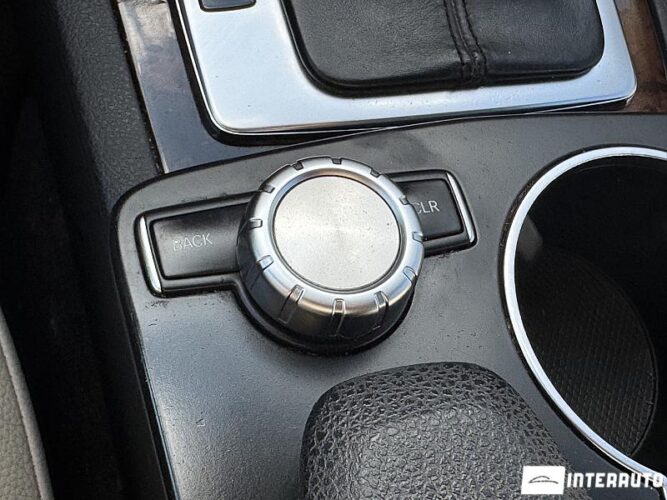 Mercedes C 250 44 interauto-car