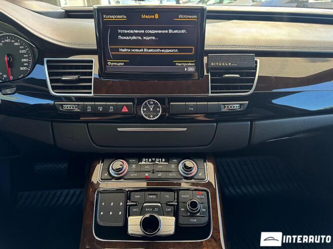 Audi A8 44 interauto-car