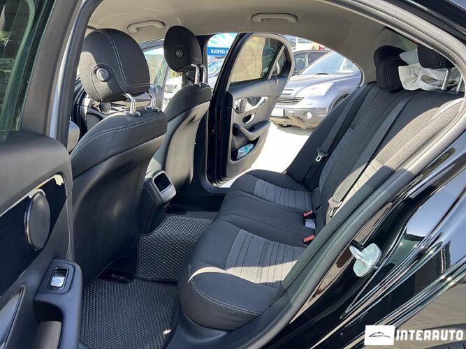 Mercedes C 200 44 interauto-car
