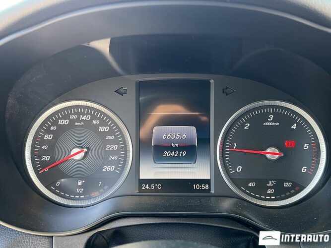 Mercedes C 200 39 interauto-car