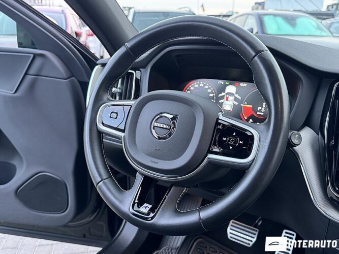 Volvo XC 60 44 interauto-car