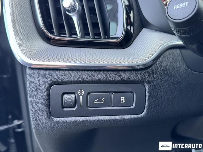 Volvo XC 60 60 interauto-car