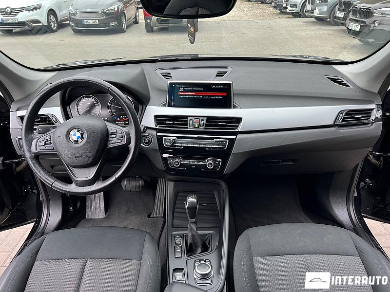 BMW X1 2.5e 18 automobil-interauto