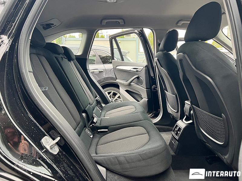 BMW X1 2.5e 26 automobil-interauto