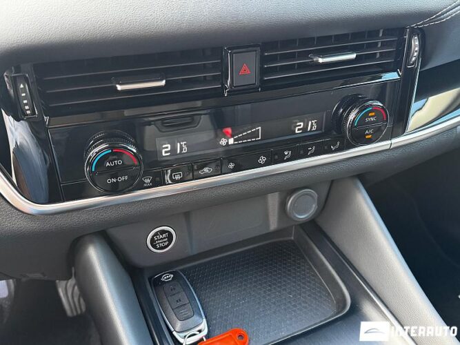 Nissan Qashqai 46 interauto-car