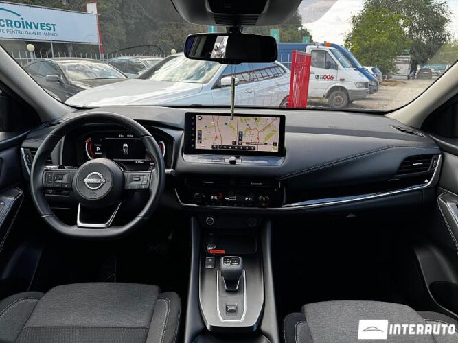 Nissan Qashqai 42 interauto-car