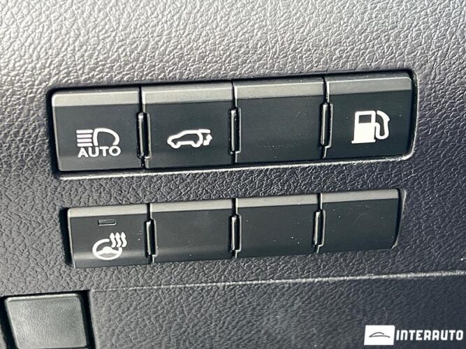 Lexus RX 450h 43 interauto-car